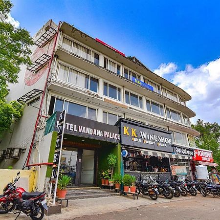 Hotel Vandana Palace Кота Екстер'єр фото