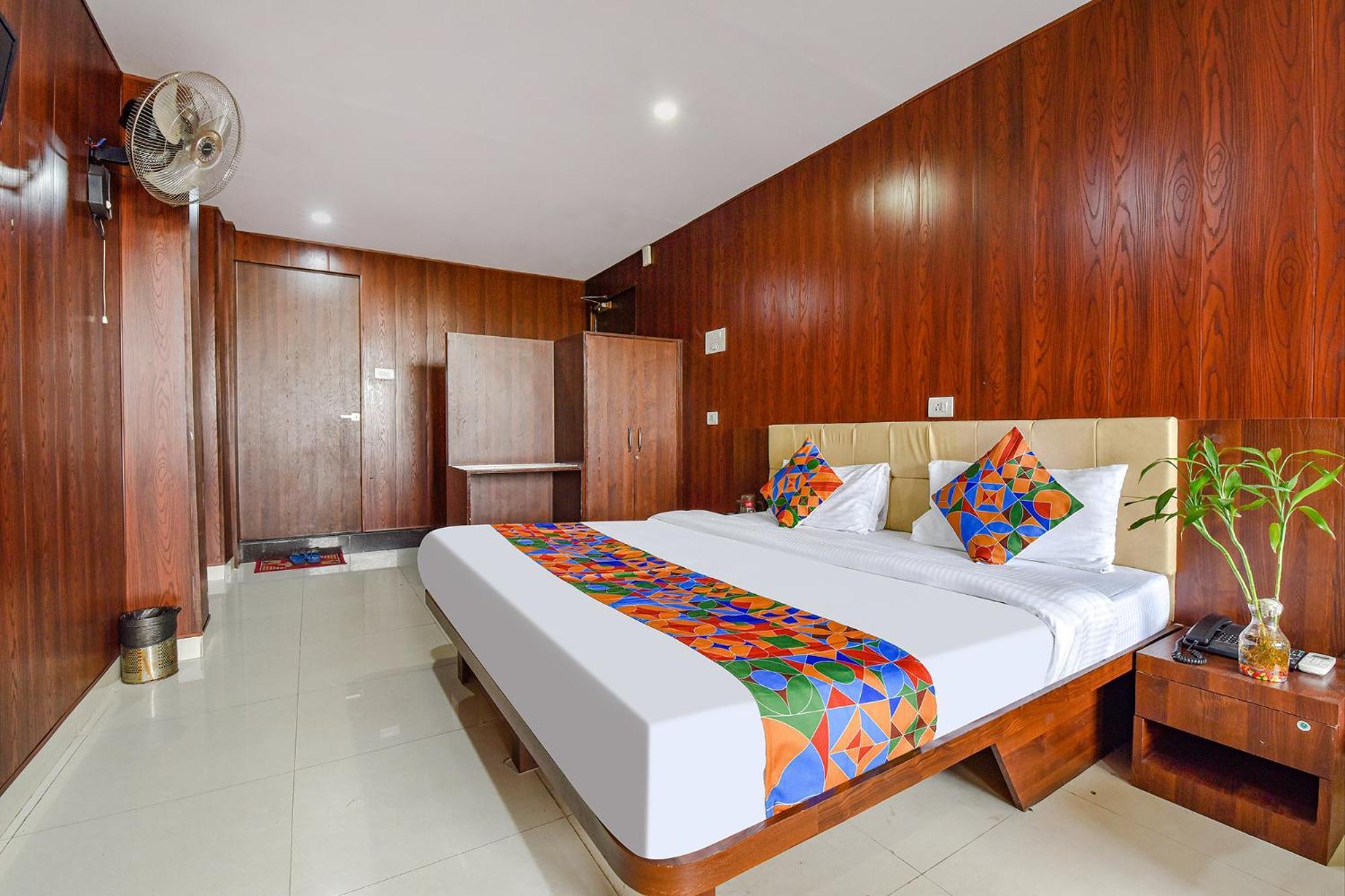 Hotel Vandana Palace Кота Екстер'єр фото